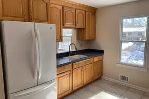 4 Linden Ln S, Plainsboro Township, NJ 08536 - Photo 6