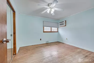 20 Longfield Road, New Brunswick, NJ 08901 - Photo 18