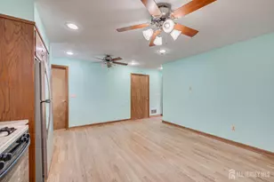 20 Longfield Rd, New Brunswick, NJ 08901 - Photo 16