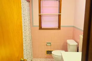 93 N Washington Ave N, Colonia, NJ 07067 - Photo 8