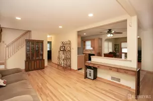 22 Mayfield Pl, Metuchen, NJ 08840 - Photo 4