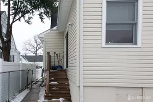 22 Mayfield Pl, Metuchen, NJ 08840 - Photo 32