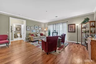 417 Regency Pl, Woodbridge Township, NJ 07095 - Photo 4