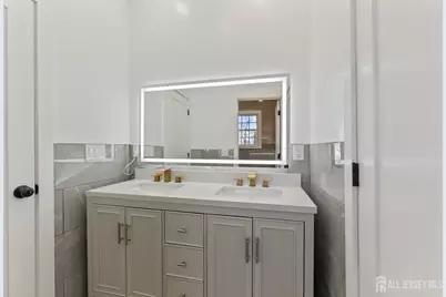 1855 Woodland Avenue, Edison, NJ 08820 - Photo 28