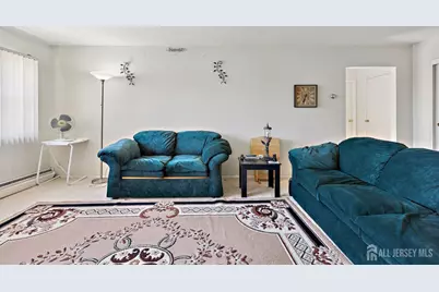 24 Woodedge Avenue #A8, Edison, NJ 08817 - Photo 14