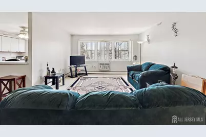 24 Woodedge Avenue #A8, Edison, NJ 08817 - Photo 18