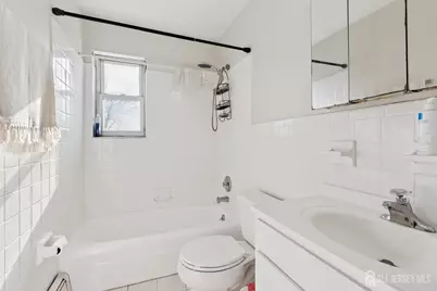 24 Woodedge Avenue #A8, Edison, NJ 08817 - Photo 22