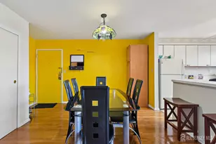 24 Woodedge Ave, Edison, NJ 08817 - Photo 6