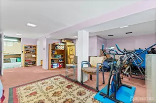 186 Metuchen Ave, Woodbridge Township, NJ 07095 - Photo 28