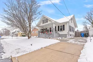 186 Metuchen Ave, Woodbridge Township, NJ 07095 - Photo 2