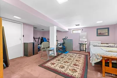 186 Metuchen Avenue, Woodbridge Township, NJ 07095 - Photo 26