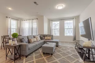 227 Park Ln, Dunellen, NJ 08812 - Photo 2