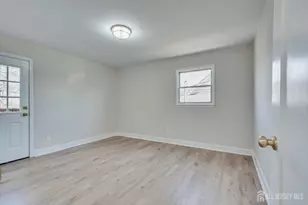 35 Kendall Dr, Sayreville, NJ 08859 - Photo 24