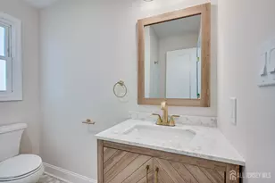 35 Kendall Dr, Sayreville, NJ 08859 - Photo 28