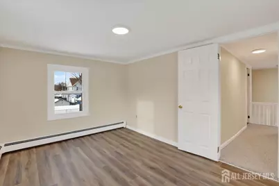 28 Sedgwick Street, Jamesburg, NJ 08831 - Photo 32