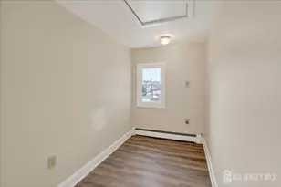 28 Sedgwick St, Jamesburg, NJ 08831 - Photo 34