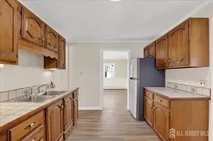 28 Sedgwick St, Jamesburg, NJ 08831 - Photo 16