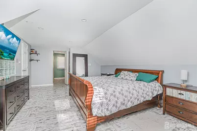 7 Walnut Lane, Sayreville, NJ 08859 - Photo 12