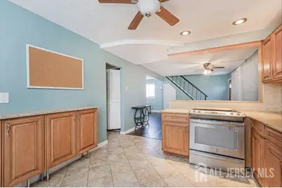 7 Walnut Lane, Sayreville, NJ 08859 - Photo 10