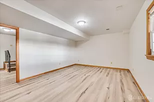 23 Cardownie St, Edison, NJ 08817 - Photo 28