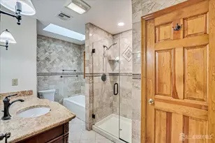 23 Cardownie St, Edison, NJ 08817 - Photo 22