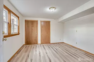 23 Cardownie St, Edison, NJ 08817 - Photo 32