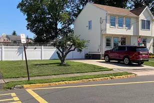 130 Loretta St, Hopewell Township, NJ 08816 - Photo 2