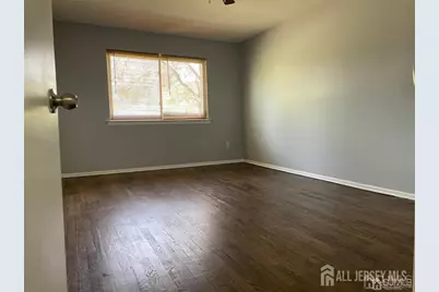 128 College Drive, Edison, NJ 08817 - Photo 6