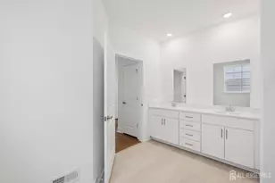 68 Fillmore Dr, Monroe Township, NJ 08831 - Photo 28