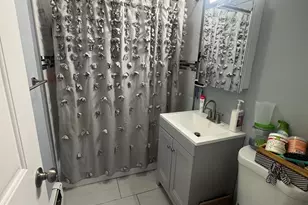 723 Parker St, Perth Amboy, NJ 08861 - Photo 4