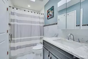 304 Maplecrest Rd, Edison, NJ 08820 - Photo 28