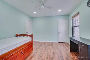 304 Maplecrest Rd, Edison, NJ 08820 - Photo 30