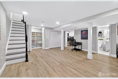 162 Brower Avenue, Edison, NJ 08837 - Photo 34