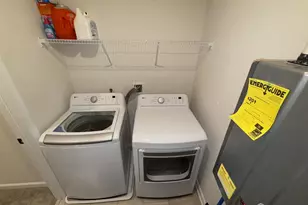 216 Lyla Ln, New Brunswick, NJ 08901 - Photo 14