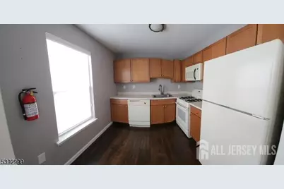 532 Great Beds Court, Perth Amboy, NJ 08861 - Photo 8