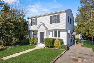 25 Evergreen St, Spotswood, NJ 08884 - Photo 2