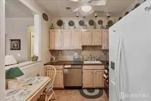 53 Center St, Metuchen, NJ 08840 - Photo 8