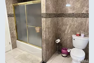 177 Mundy Avenue, Edison, NJ 08820 - Photo 10