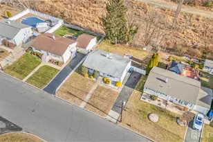 132 Southwood Dr, Old Bridge Township, NJ 08857 - Photo 34