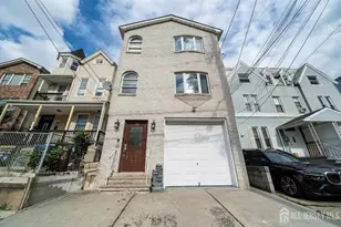 22 Linden Ave, Jersey City, NJ 07305 - Photo 2