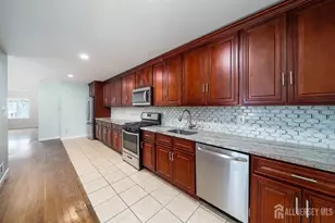 22 Linden Ave, Jersey City, NJ 07305 - Photo 4