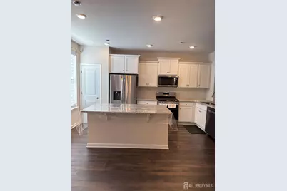 10 Stanton Road, Mount Holly, NJ 08060 - Photo 2