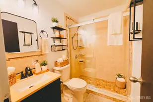 20 Lake Ave, East Brunswick Township, NJ 08816 - Photo 14