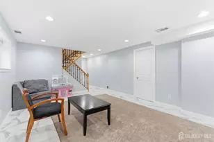 16 Hallo St, Edison, NJ 08837 - Photo 26