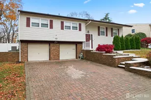 16 Hallo St, Edison, NJ 08837 - Photo 2