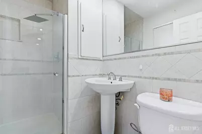 16 Hallo Street, Edison, NJ 08837 - Photo 18