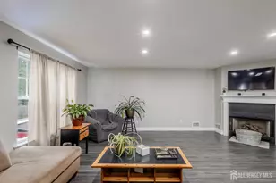 250 Whittier Ave, Dunellen, NJ 08812 - Photo 8