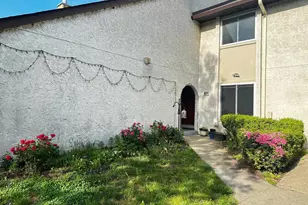 107 Thoreau Dr, Plainsboro Township, NJ 08536 - Photo 1