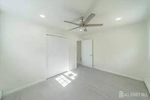 54 Bergen St, Carteret, NJ 07008 - Photo 14