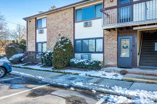 423 Cricket Ln, Woodbridge Township, NJ 07095 - Photo 1